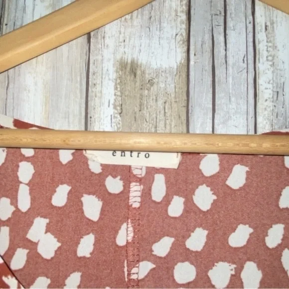 Entro Rust Red Dot Blouse - Picture 6 of 6